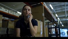 Hovor. Seriál Unbelievable (2019). Tv�rci: Susannah Grantová, Michael Chabon.