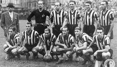 Historická fotografie fotbalist Interu.