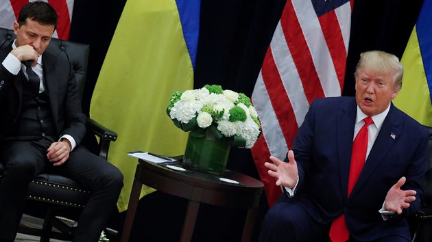 Ukrajinský prezident Volodymyr Zelenskyj a americký prezident Donald Trump.