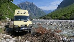 Brod �eky Lumi i Shalës, Albánie.