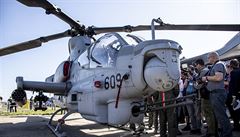 Ministerstvo obrany koupí 12 vrtulníků od Američanů, dostane je v roce 2023. Cena bude 14,6 miliardy korun