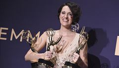 Nejlep�í here�ka v komediálním seriálu Phoebe Waller-Bridgová za roli v sérii...