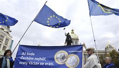 Zasate se o nai budoucnost! Demonstranti na Vclavskm nmst poadovali pijet eura