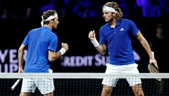 Roger Federer a Stefanos Cicipas se výhry ve tyhe Laver Cupu nedokali.