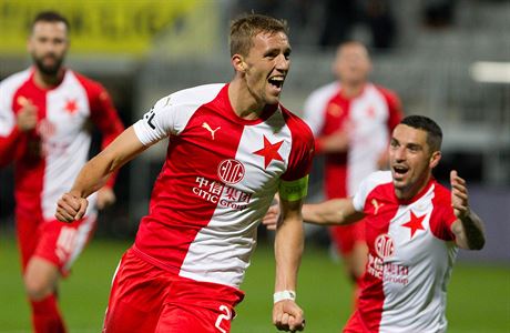Tomáš Souček se raduje z prvního gólu Slavie.