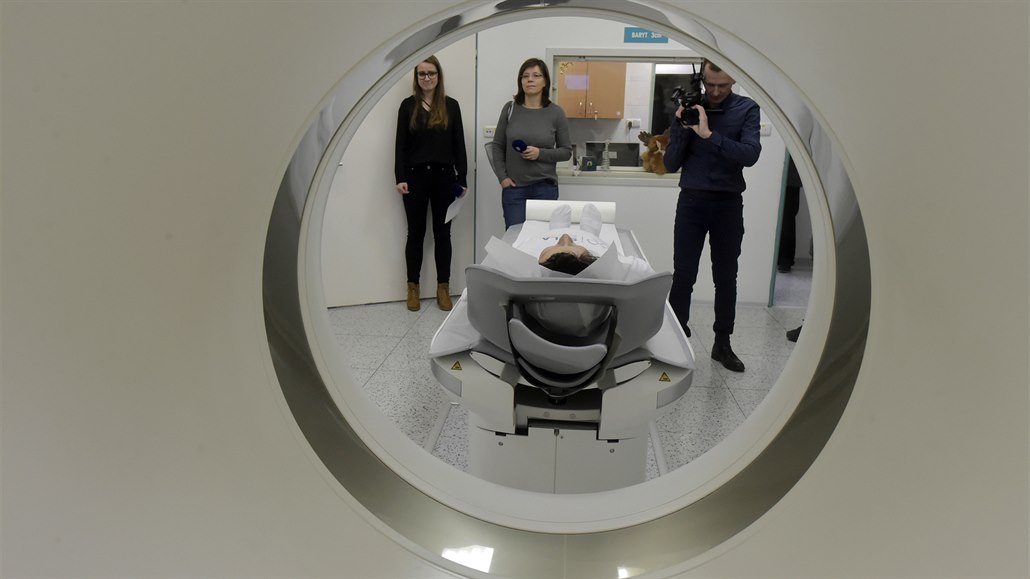 Fakultní nemocnice Ostrava (FNO) má k dispozici nový CT pístroj za 44 milion...
