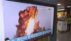 KLDR otestovala nov balistick rakety odplen z ponorky, Kim vojkm blahopl