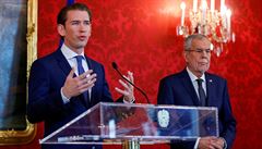 Rakousk prezident povil Sebastiana Kurze sestavenm vldy. Lidovci v z ovldli pedasn volby