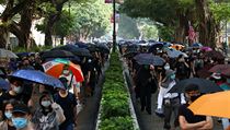 Protivldn demonstranti v Hongkongu