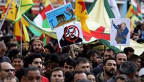 Tisce Kurd v nmeckm Koln nad Rnem demonstrovalo proti tureckmu ponn...