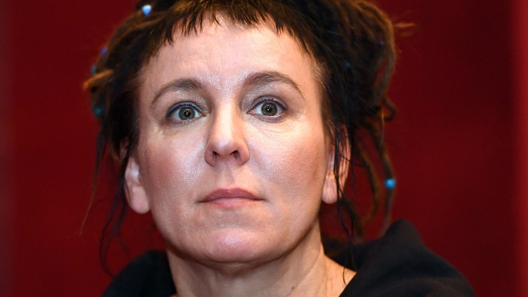 Nobelovu cenu za literaturu za rok 2018 polská spisovatelka Olga Tokarczuková.