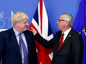 Britský premiér Boris Johnson a pedseda Evropské komise Jean-Claude Juncker