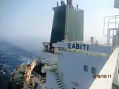 Íránský ropný tanker Sabiti. Na fotografii pluje v Rudém moi.