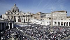Pape Frantiek v nedli na vatikánském Svatopetrském námstí prohlásil za...