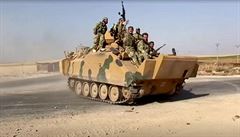 Tank syrských povstalc�.