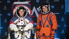 NASA představila skafandry pro příštího muže a první ženu na Měsíci