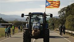 I na dálnici poblí� Girony se protestuje.