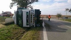 Na silnici u Moravského Krumlova se 17. října po poledni převrátil nákladní vůz... | na serveru Lidovky.cz | aktuální zprávy