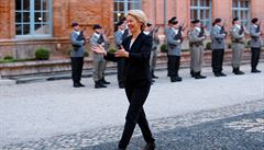 Komisa�ka p�ijela na sch�zi do Bruselu.