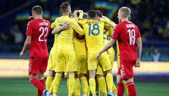 Ukrajin chyb k postupu na EURO bod, Francie dky penalt porazila Island 1:0