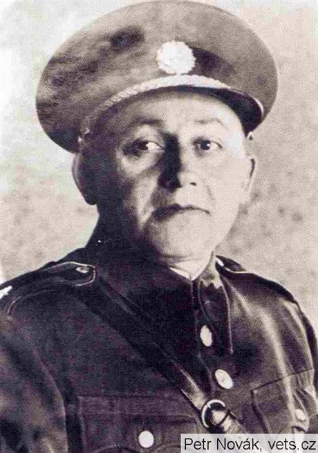 Karel Knz byl esk vrchn etnick strmistr ve Vrbatov Kostelci.