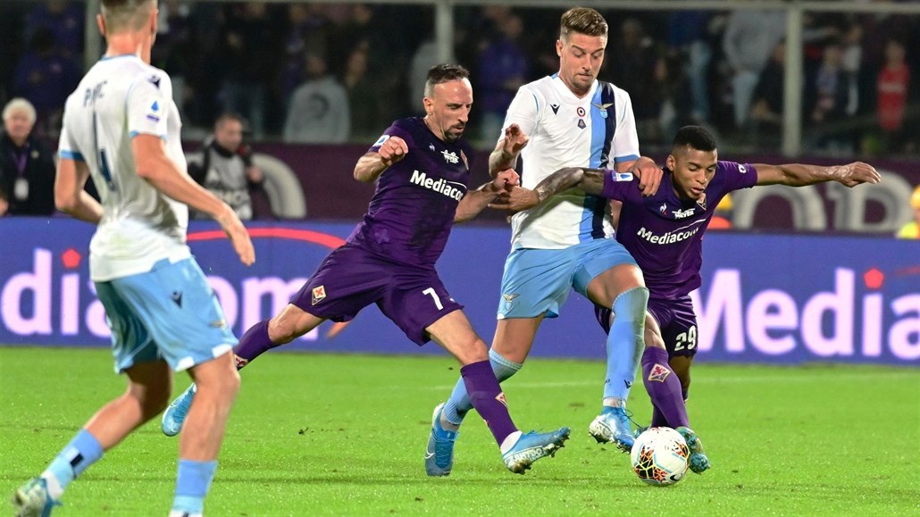 Franck Ribery v souboji o mí�.