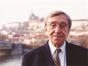 Betislav Novotný v Praze v roce 2001.