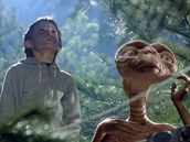 Snímek E.T. - Mimozeman (1982). Reie: Steven Spielberg.