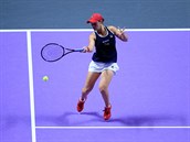 Ashleigh Barty bhem utkání s Nizozemnkou Bertens na Turnaji mistry v ínském...