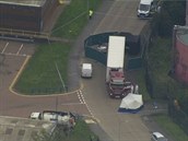 Kamion s 39 mrtvými tly nalezený v hrabství Essex na jihovýchod Anglie.