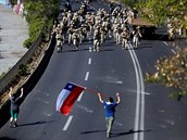 Protivládní protesty v Chile u si vyádaly 11 mrtvých.