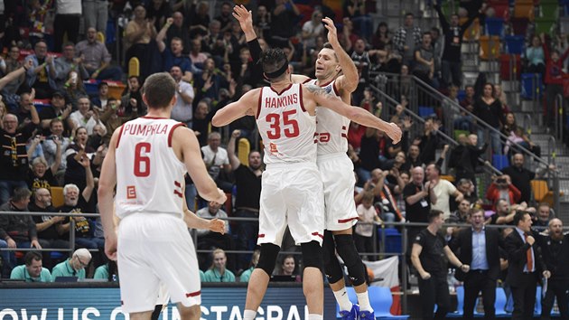 Basketbalisté Nymburka slaví druhou výhru v Lize mistr�.