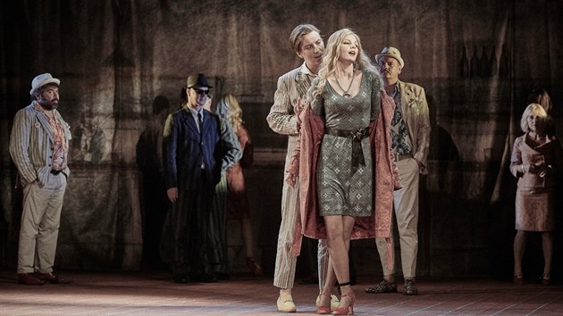 Inscenace �ebrácrká opera (2019). Re�ie: David Radok.