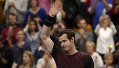 Dojatý Andy Murray po vítzství v Antwerpách.