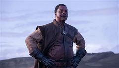 Pohled vstíc budoucnosti. Seriál Mandalorian (2019). Reie: Jon Favreau.