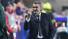 Trenér Barcelony Valverde byl na tiskové konferenci zavalen kritikou