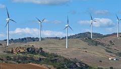 Větrné turbíny v sicilské provincii Palermo. Na zelené energii se zde přiživuje... | na serveru Lidovky.cz | aktuální zprávy