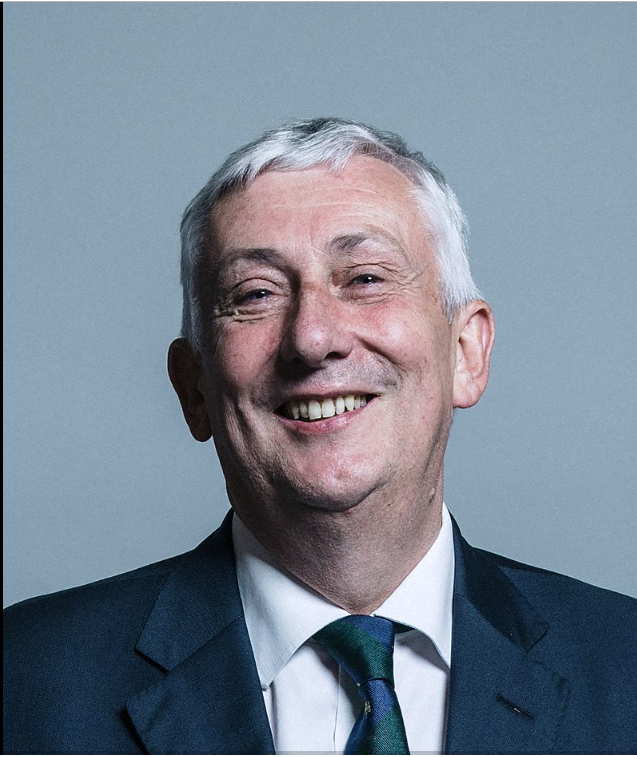 Labourista Lindsay Hoyle se stal p�edsedou britské Dolní sn�movny