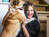 Designérka Zora Iantchev a její pes