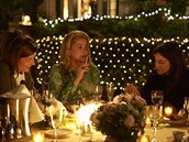 Chiara Mastroianni, Catherine Deneuve a Charlotte Gainsbourg ve filmu 3 Coeurs...