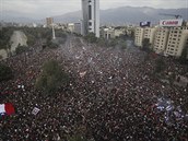 Protesty v chilském Santiagu.