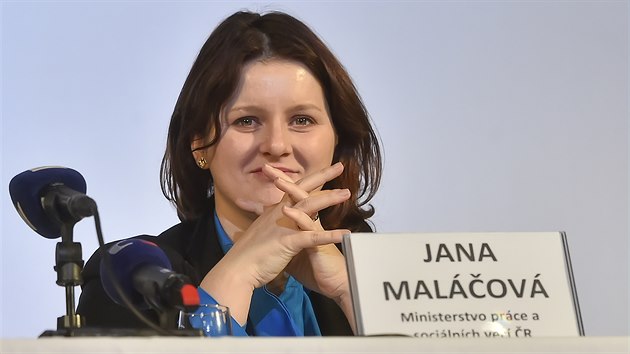 Ministryn sociálních vcí Jana Maláová.