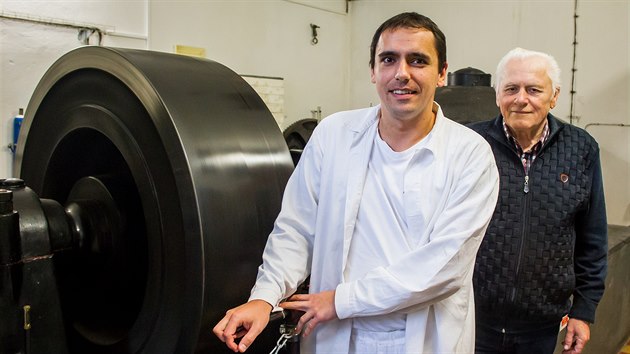 Rodinný klan Mrkvi�k� - otec Jaroslav a syn Jaroslav mlad�í - je spjat s...