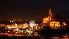 Vánoční trhy v Erfurtu na náměstí Domplatz | na serveru Lidovky.cz | aktuální zprávy