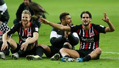 Goncalo Paciencia  z Frankfurtu slaví senza�ní výhru nad Bayernem