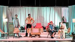 Inscenace Pozorovatelé (2019). Re�ie: Kristóf Kelemen.