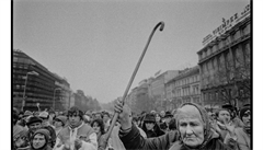 Komunistické jádro bylo u nás tak silné, že jsem tomu zprvu vůbec nevěřil, říká o Sametu fotograf Šilpoch