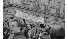 Studentská demonstrace 17. listopadu na Albertov�.