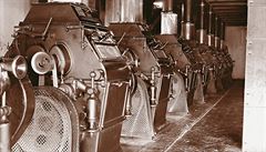 Snímek z technického zázemí továrny.