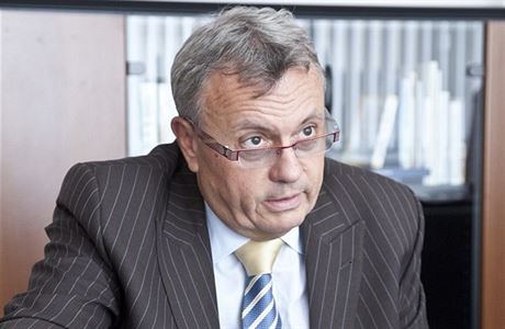 Vladimír Dlouhý, prezident Hospodářské komory a bývalý ministr průmyslu a...